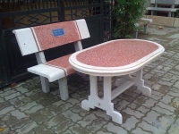 Bàn ghế đá